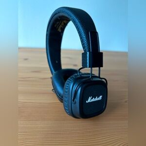 Marshall Major 2 On the Ear Wireless Headphones - Black